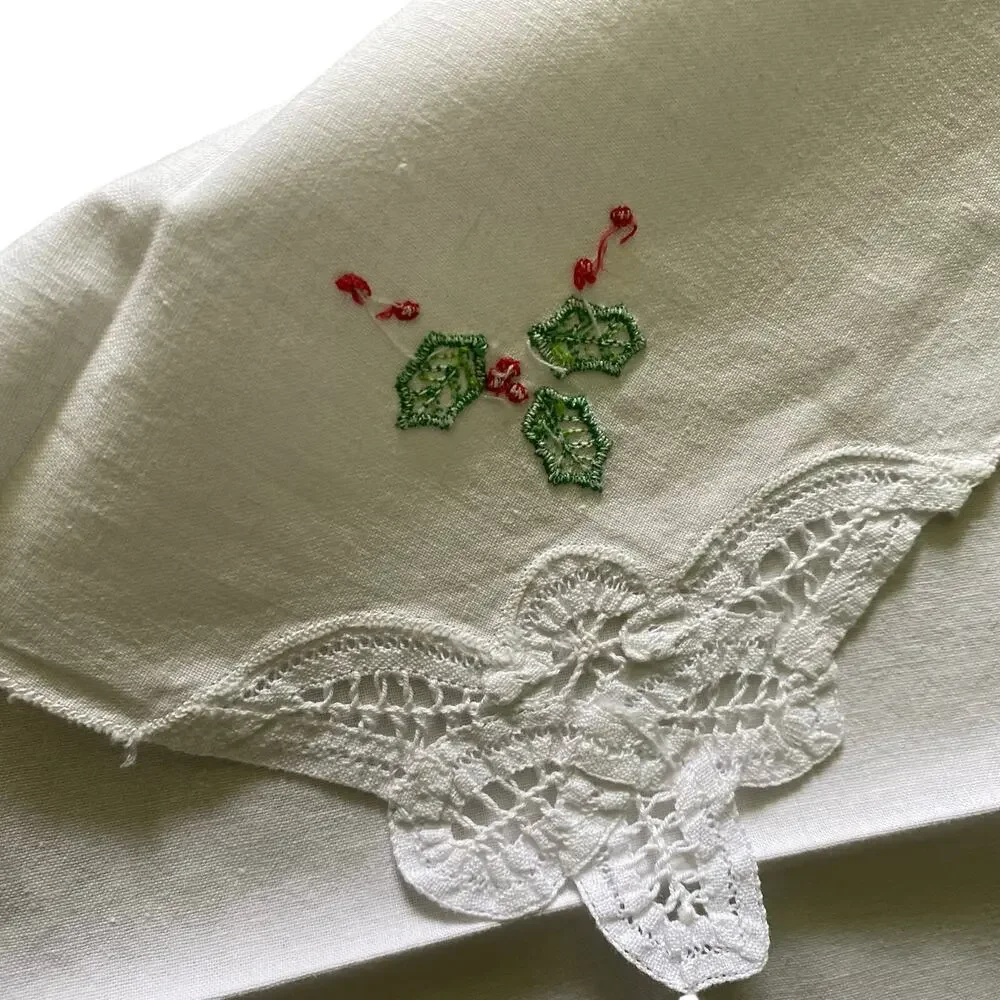 SET OF 3 Vintage Hand Stitched Embroidered Napkins & Crochet Corners 15.5 x 15.5